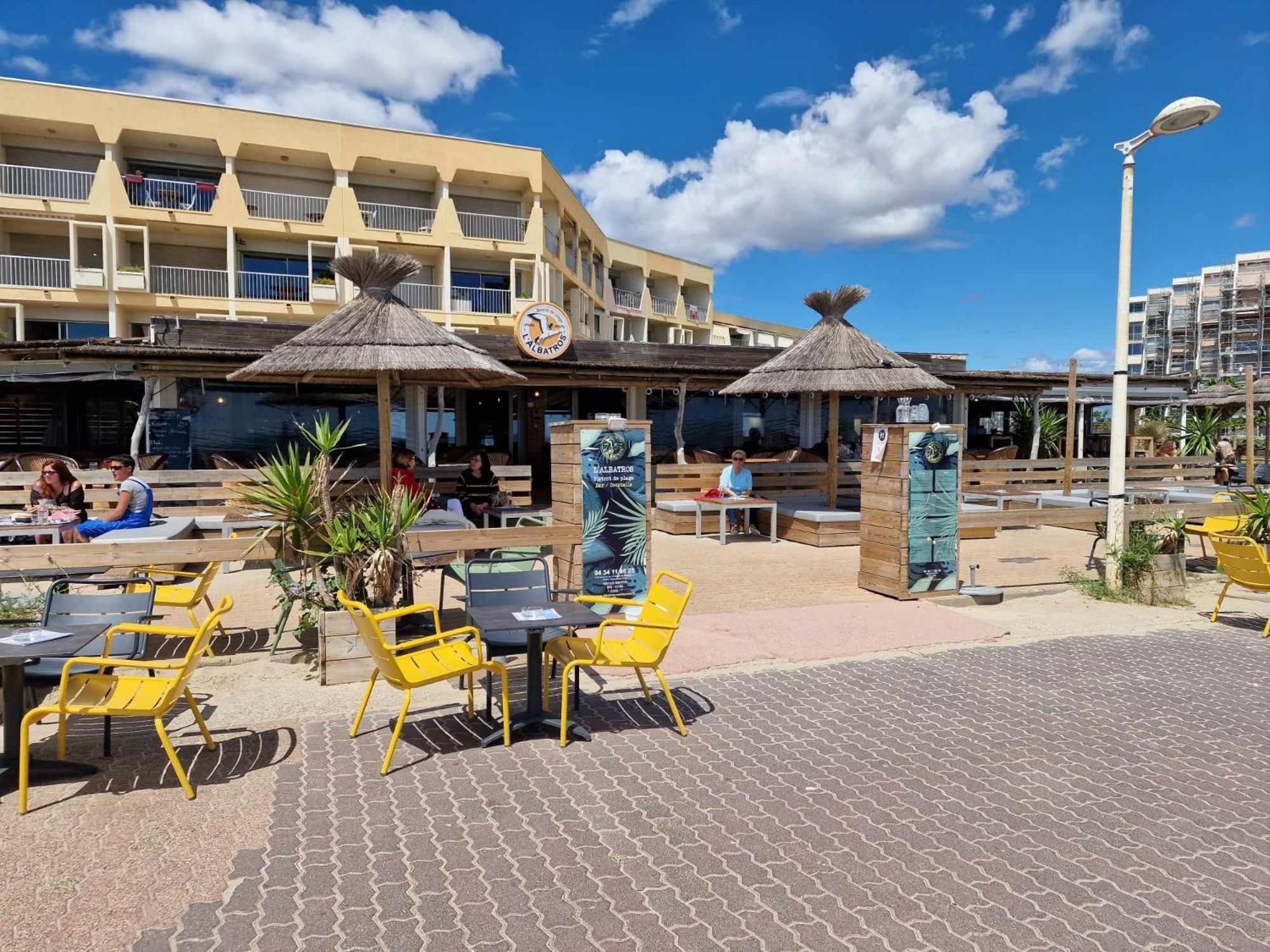 Appartement 1Ere Ligne Piscine Terrasse Au Bord De La Plage Front De Mer Avec 6 Velos Palavas-les-Flots Exteriör bild